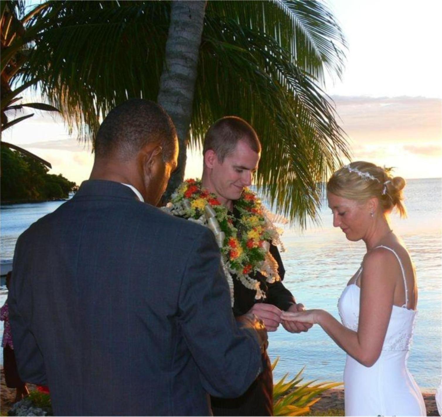 Beqa Lagoon Resort Raviravi Extérieur photo