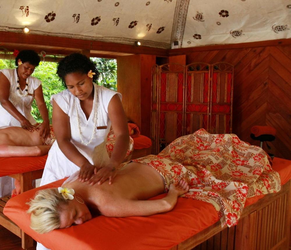 Beqa Lagoon Resort Raviravi Extérieur photo