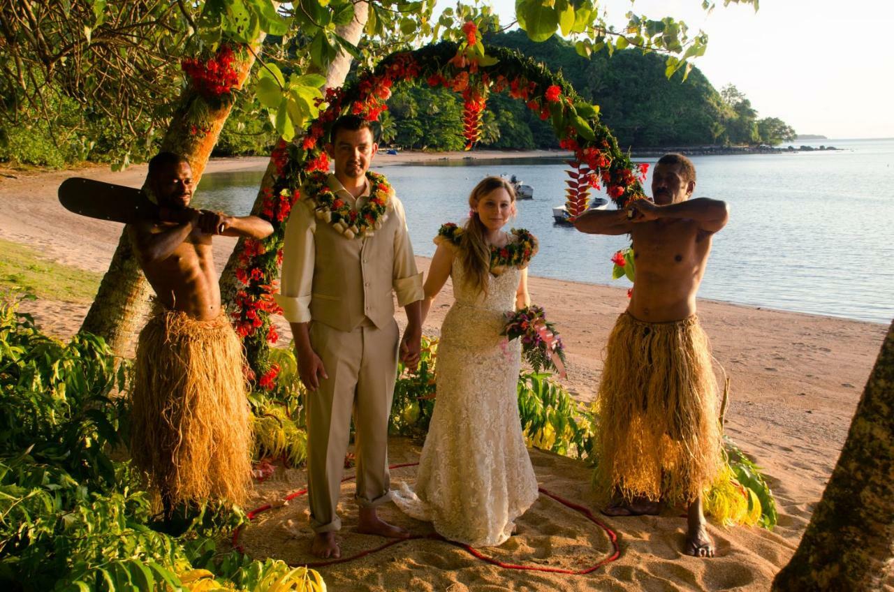 Beqa Lagoon Resort Raviravi Extérieur photo